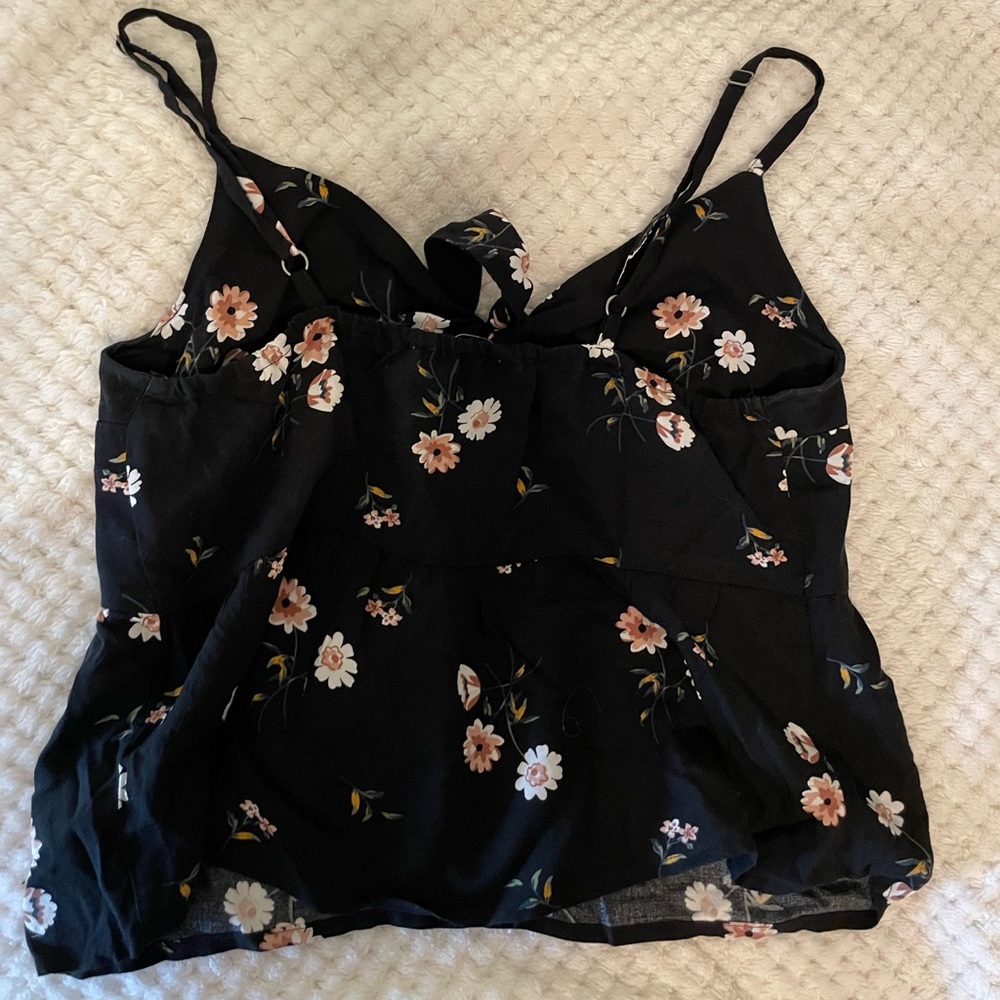 Hollister Daisy Flower Black Tank Top